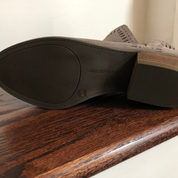 Boots - Picture 2 of 4